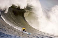 爱游戏官网-阿尔瓦雷斯节奏完全掌控，奥地利巅峰对决力克丹麦