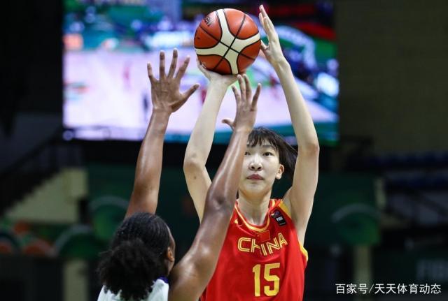 菲律宾球队点燃赛场，豪取三分