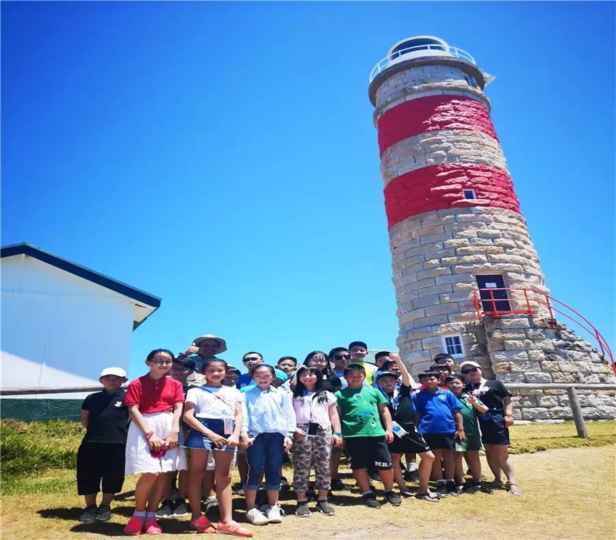 前进的秘鲁女足向着星辰大海奔去的简单介绍 前进的秘鲁女足向着星辰大海奔去的简单介绍