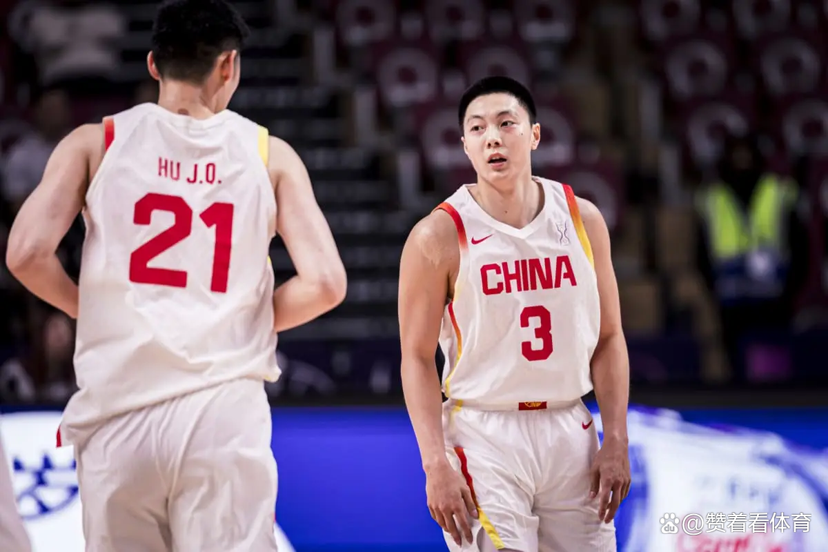 海南男篮实力雄厚,迎接新赛季挑战 海南男篮实力雄厚,迎接新赛季挑战