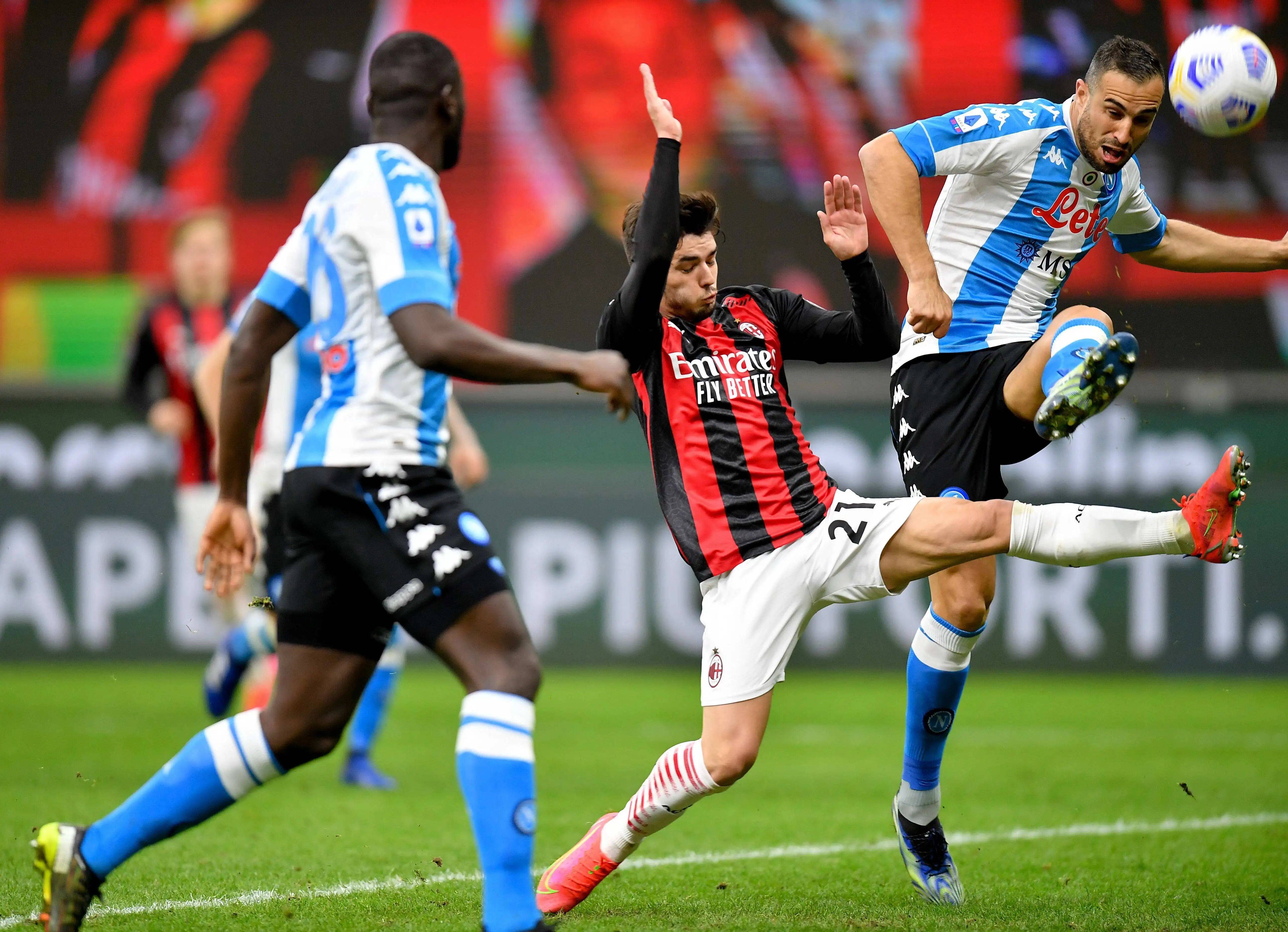 关于那不勒斯客场大胜,欧冠资格希望重新燃起的信息 关于那不勒斯客场大胜,欧冠资格希望重新燃起的信息