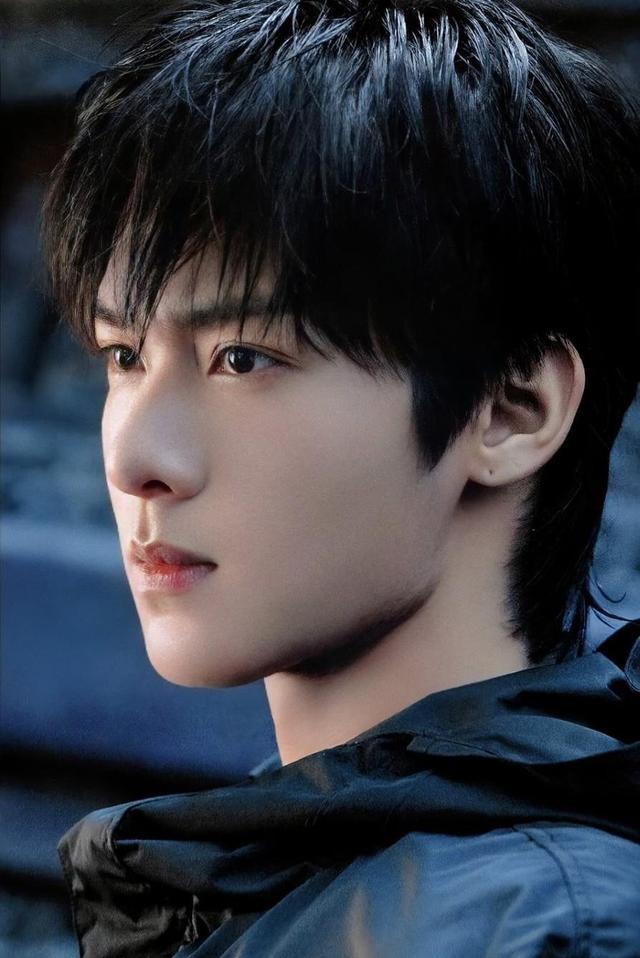 关于崭露头角：新晋选手出类拔萃惊艳全场的信息