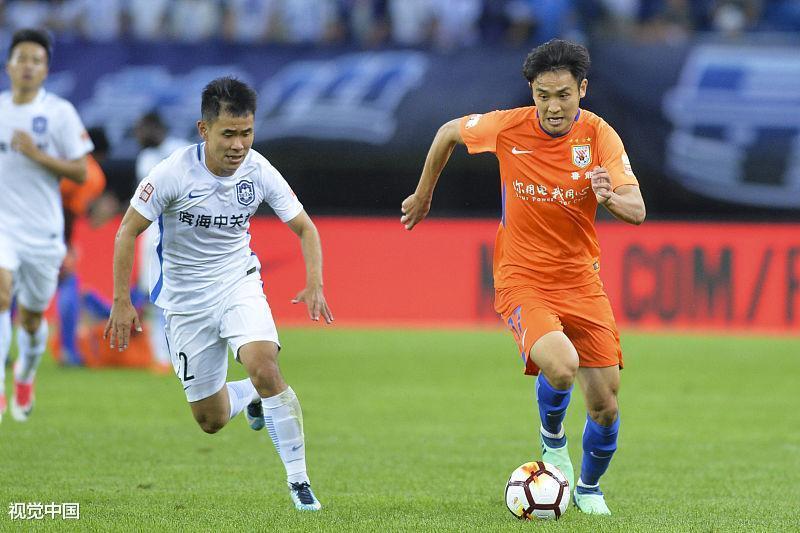 包含天津泰达客场战平山东鲁能，虽无胜利但保持不败的词条