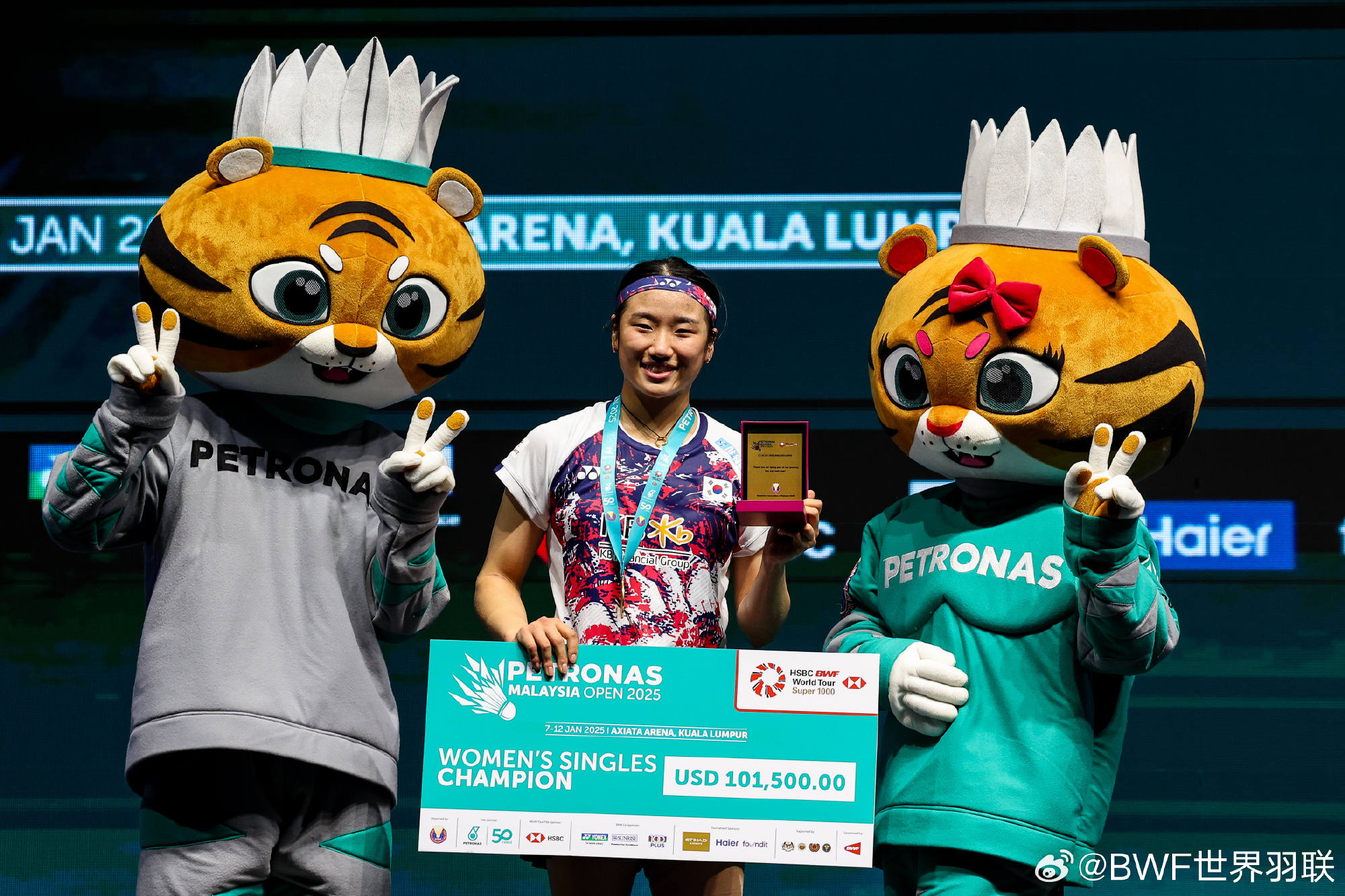 马来西亚羽毛球队血洗泰国羽毛球队，安赛龙制霸全场的简单介绍