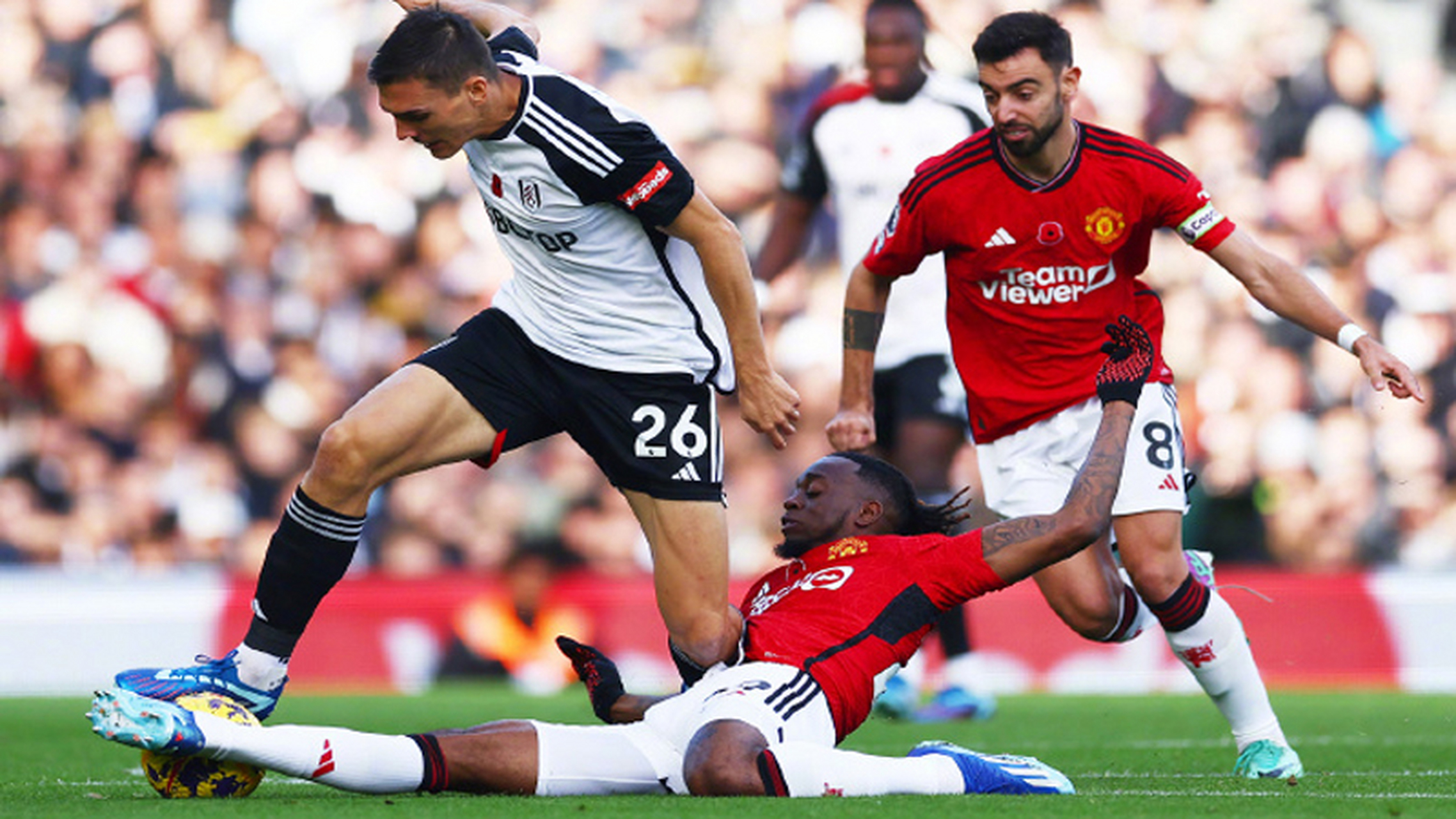 曼联绝杀秘鲁,姆巴佩制霸全场 曼联绝杀秘鲁,姆巴佩制霸全场