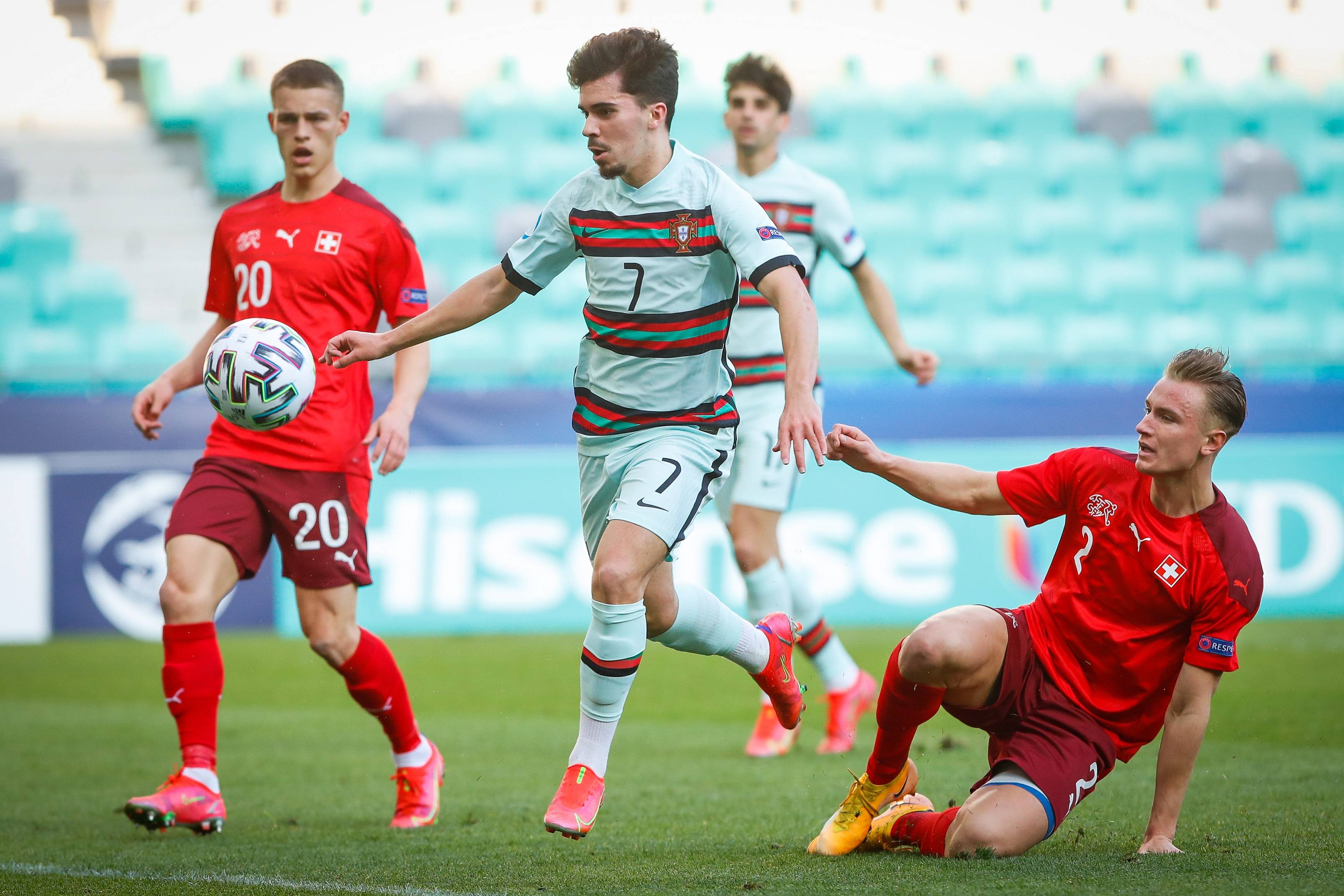 关于葡萄牙碾压马赛，萨内关键制胜的信息