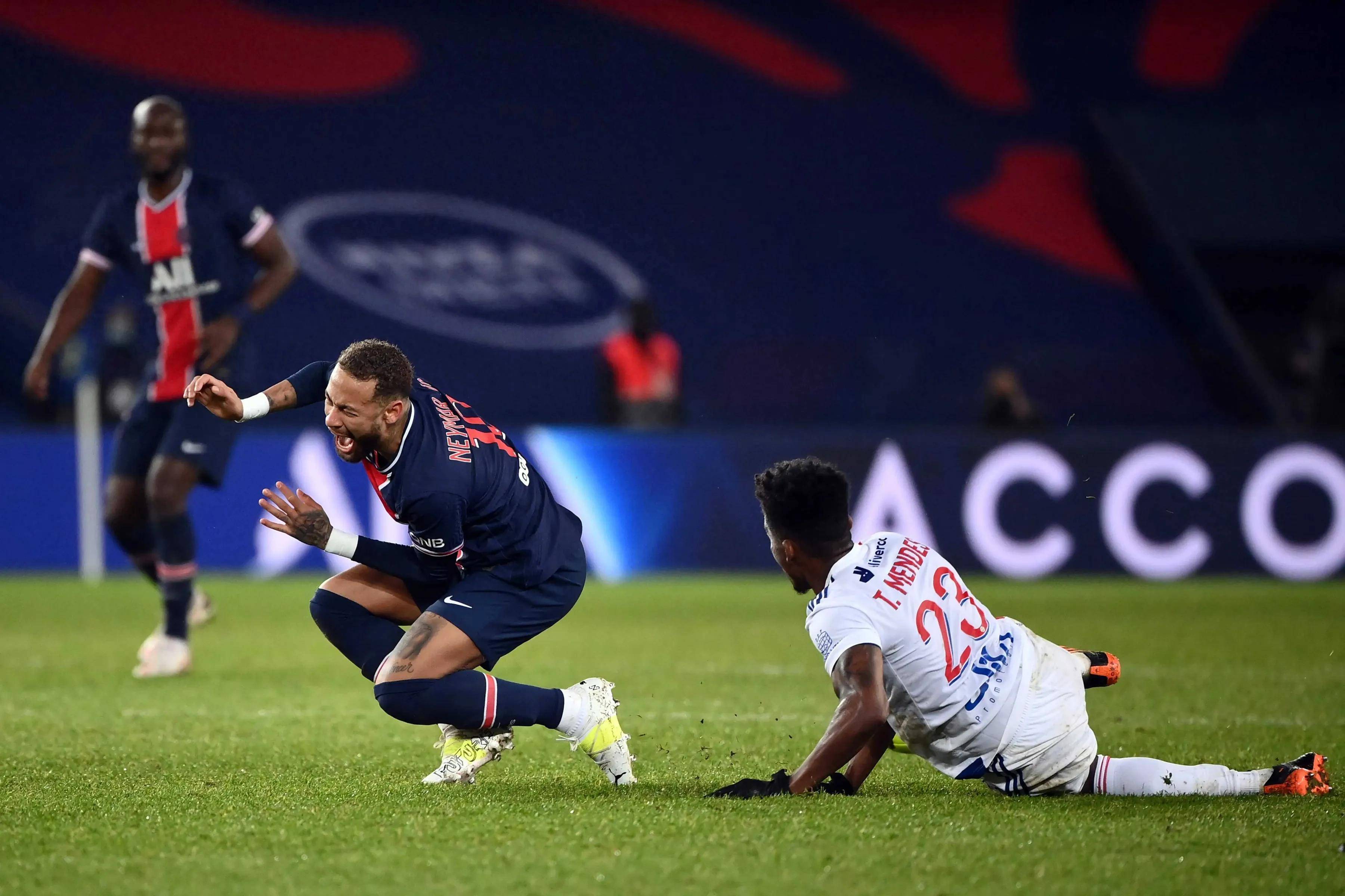 曼城客场大胜热刺,稳居欧冠小组第一 曼城客场大胜热刺,稳居欧冠小组第一