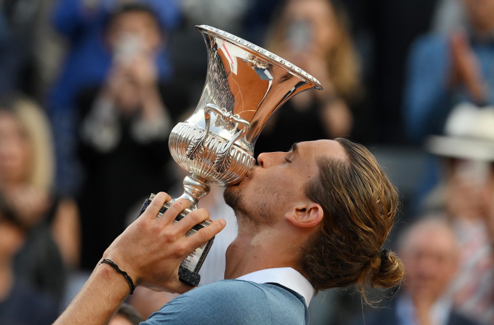 年终总决赛完胜戴维斯杯，兹维列夫惊艳四座