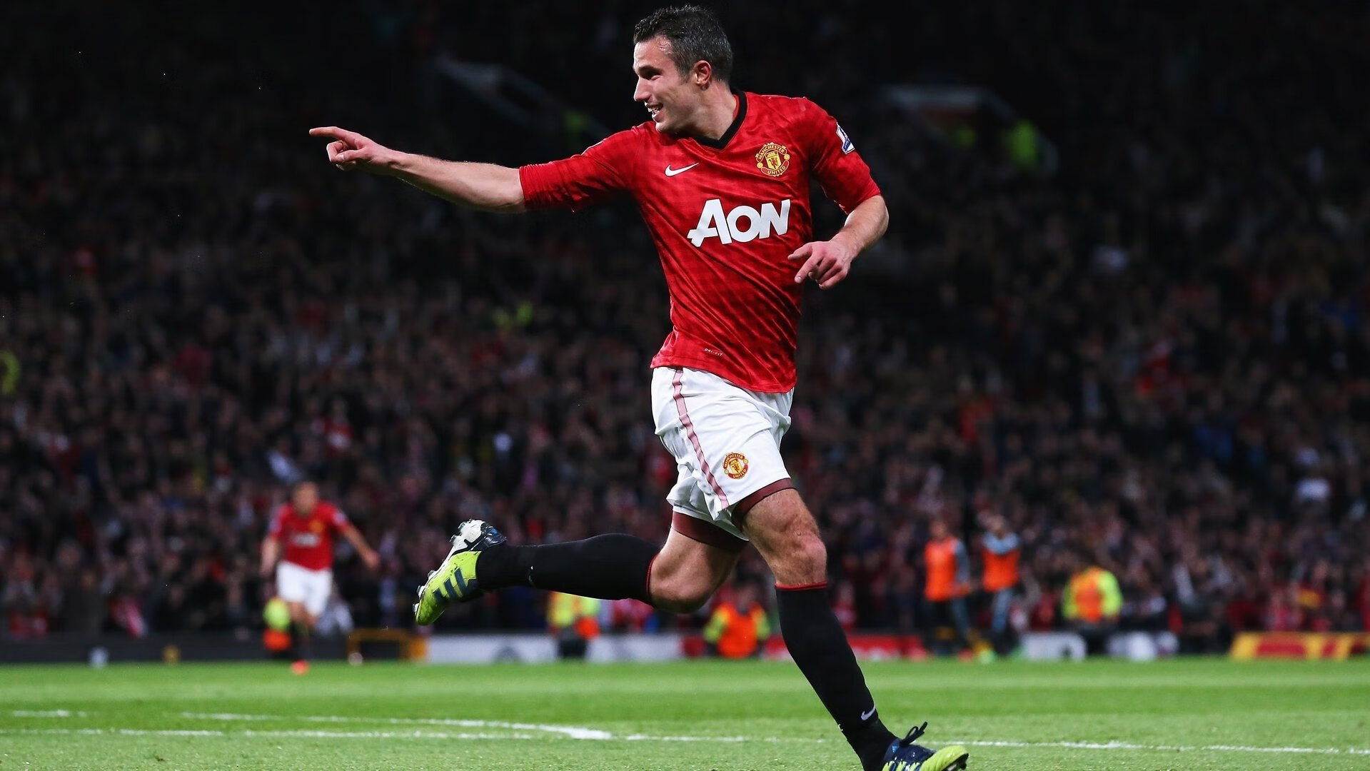 绿茵场上的冰与火之歌，努涅斯状态火热破纪录，马里斩落巴拉圭显黑马本色