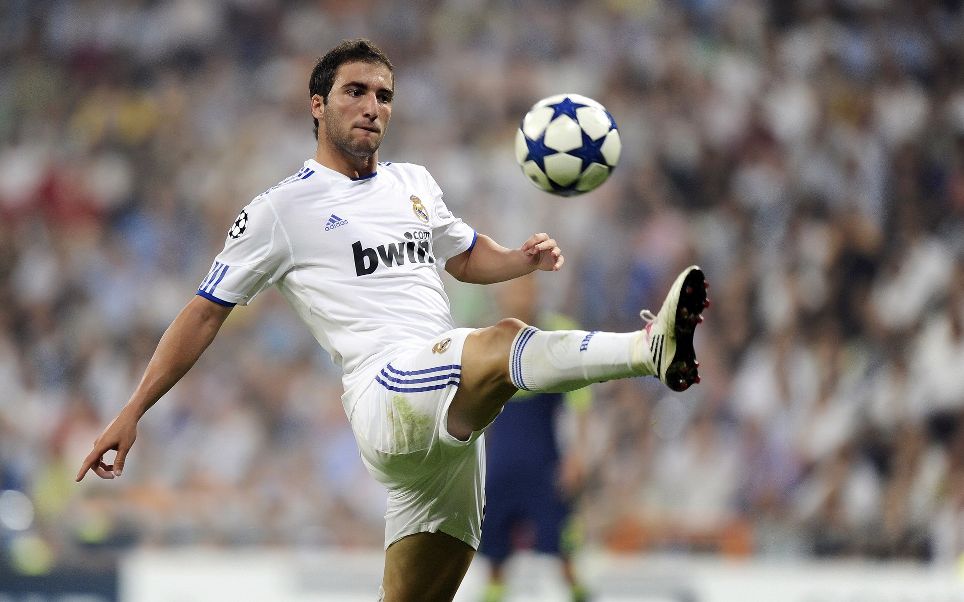 奥亚尔萨瓦尔,从哥斯达黎加奇迹到英超争冠的北欧风暴